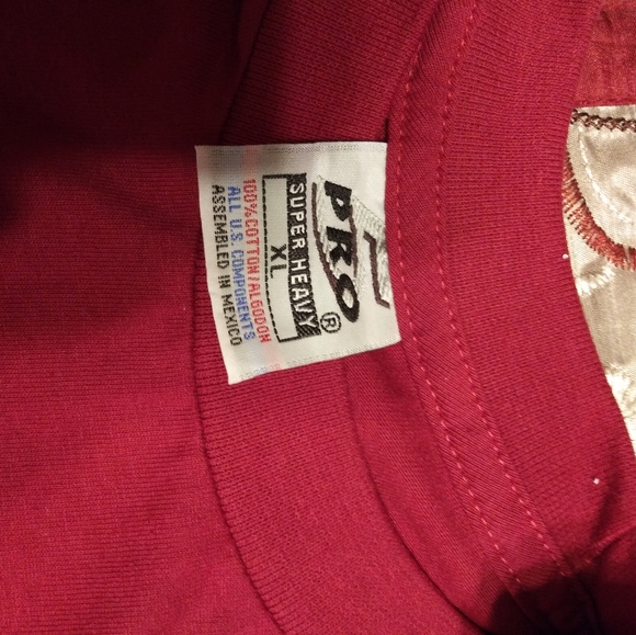 T-Shirt - Picture 3 of 3